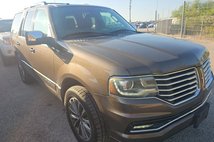 2015 Lincoln Navigator Base