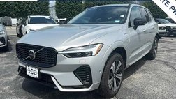 2025 Volvo XC60 T8 Plus Dark Theme