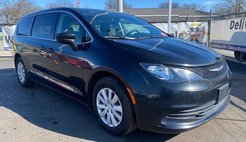 2020 Chrysler Voyager L