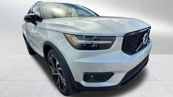 2022 Volvo XC40 T5 R-Design