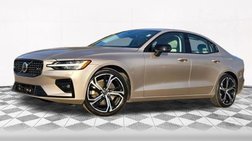 2024 Volvo S60 B5 Core Dark Theme