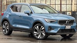 2023 Volvo XC40 B5 Plus Bright Theme