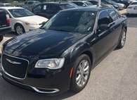 2017 Chrysler 300 Limited