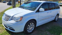 2016 Chrysler Town and Country Touring
