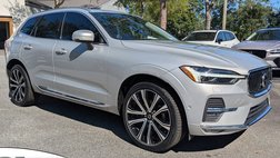 2023 Volvo XC60 B5 Ultimate Bright Theme