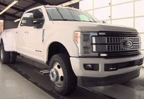2017 Ford Super Duty F-350 Platinum