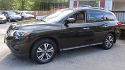 2017 Nissan Pathfinder SL