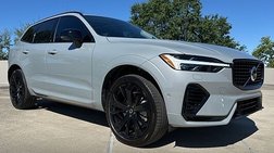 2024 Volvo XC60 Recharge T8 Ultimate Dark Theme
