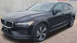 2025 Volvo V60 Cross Country B5 Plus