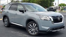 2022 Nissan Pathfinder Platinum