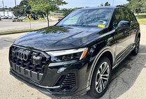 2025 Audi Q7 quattro Premium Plus 45 TFSI