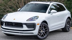 2025 Porsche Macan T