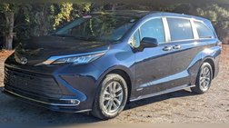 2021 Toyota Sienna XLE 7-Passenger