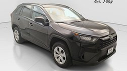 2020 Toyota RAV4 LE