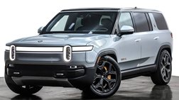 2023 Rivian R1S Adventure
