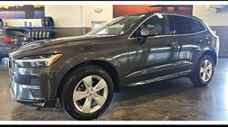 2022 Volvo XC60 B5 Momentum