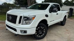 2017 Nissan Titan SL