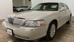 2005 Lincoln Town Car Signature