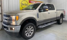 2017 Ford Super Duty F-250 Lariat