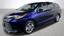 2023 Toyota Sienna Limited 7-Passenger