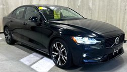 2023 Volvo S60 B5 AWD Plus Dark Theme
