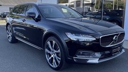 2022 Volvo V90 Cross Country B6