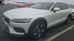 2025 Volvo V60 Cross Country B5 Plus
