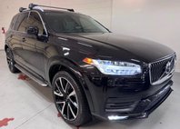 2021 Volvo XC90 T6 Momentum 6-Passenger