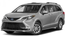 2024 Toyota Sienna XLE 7-Passenger