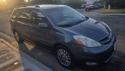 2007 Toyota Sienna XLE 7-Passenger