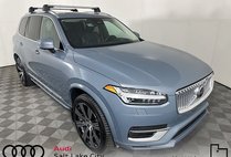 2023 Volvo XC90 Recharge T8 Ultimate Bright Theme 6P
