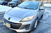 2013 Mazda MAZDA3 i SV
