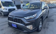 2022 Toyota RAV4 Hybrid XLE