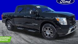 2022 Nissan Titan SV