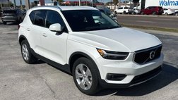 2022 Volvo XC40 T5 Momentum