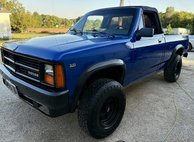 1990 Dodge Dakota Sport