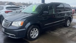 2013 Chrysler Town and Country Touring