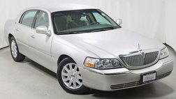 2010 Lincoln Town Car Signature Limited