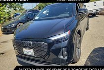 2023 Audi Q4 e-tron quattro Premium 50