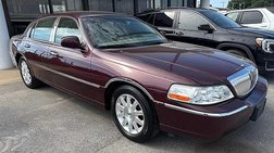 2010 Lincoln Town Car Signature Limited