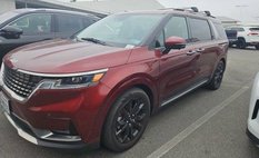 2024 Kia Carnival SX