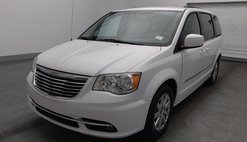 2016 Chrysler Town and Country Touring
