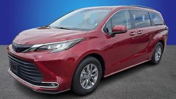 2023 Toyota Sienna XLE 7-Passenger