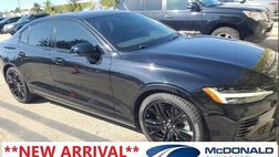 2022 Volvo S60 Recharge T8 R-Design Black Edition