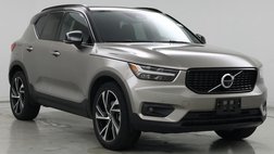 2022 Volvo XC40 T5 R-Design