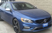 2017 Volvo S60 T6 R-Design Platinum