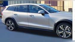 2025 Volvo V60 Cross Country B5 Plus