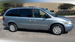 2005 Chrysler Town and Country Touring
