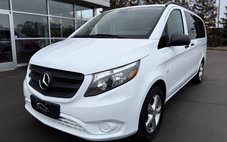 2016 Mercedes-Benz Metris Passenger