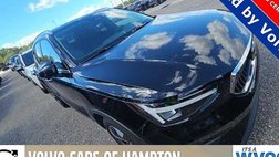 2025 Volvo XC40 B5 Plus Bright Theme